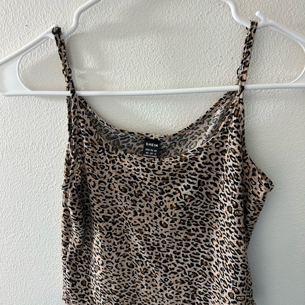 SHEIN Black and Cream Fitted Camisole